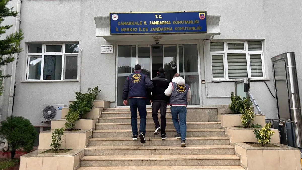 Çanakkale'de çeşitli suçlardan aranması bulunan 14 şüpheli tutuklandı