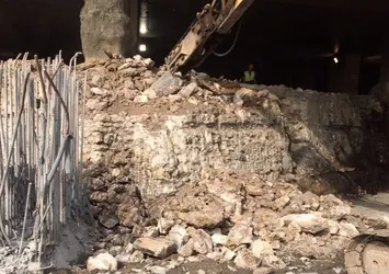 Yenikapı'da çıkarılan mendirekler parçalandı!