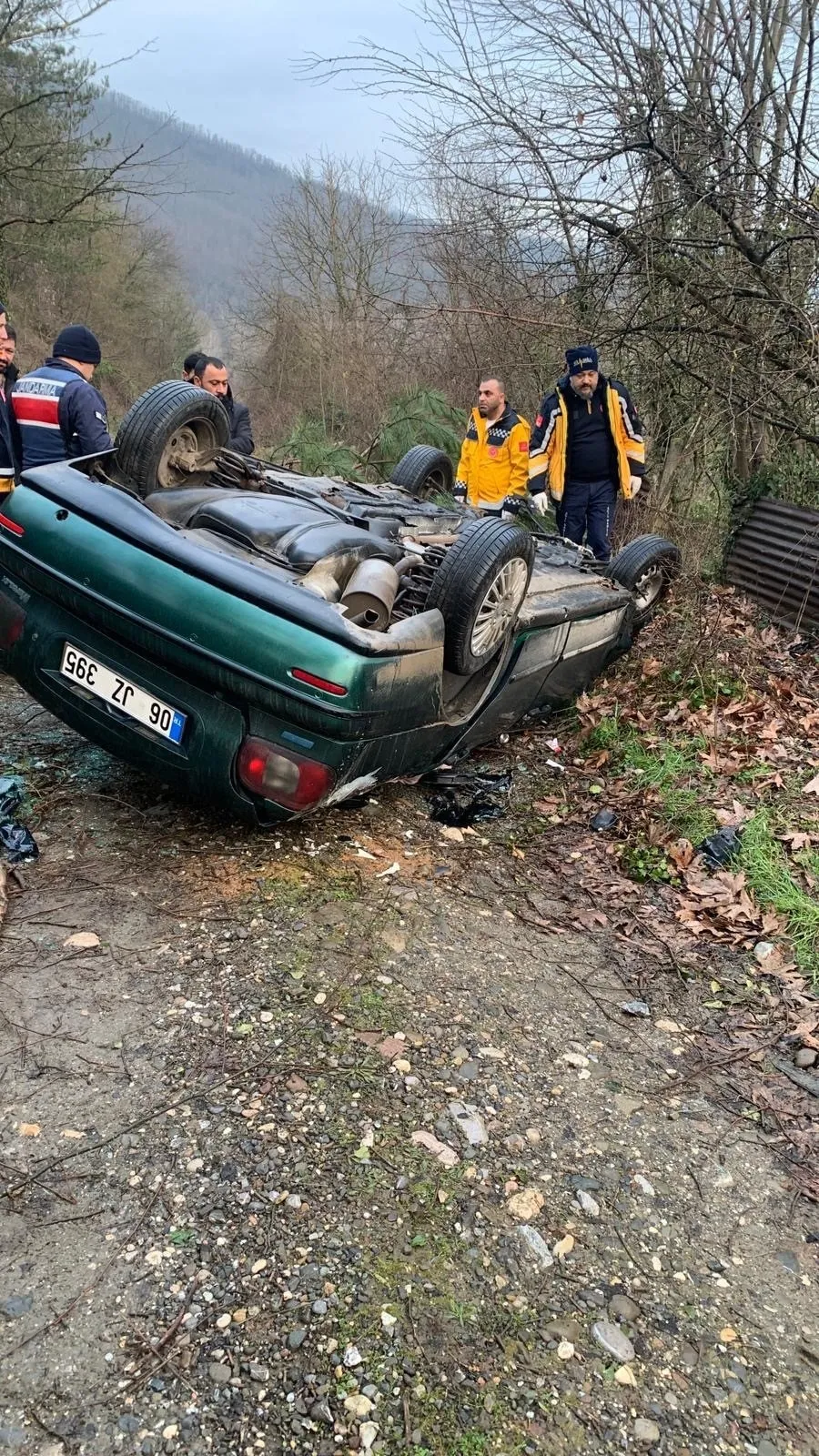 Karabük'te şarampole devrilen otomobilin sürücüsü öldü