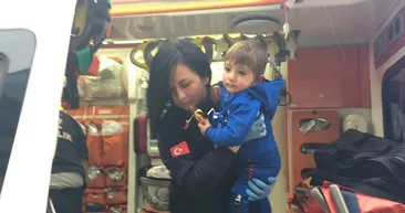 Konya’da 3 kardeş bir apartmanın girişinde sokağa terk edildi