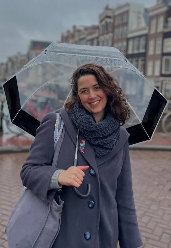 aralarindaki-yas-farki-cok-konusulmustu-aras-aydindan-esine-ask-dolu-sozler-1752587589775.jpg Kaynak: Instagram