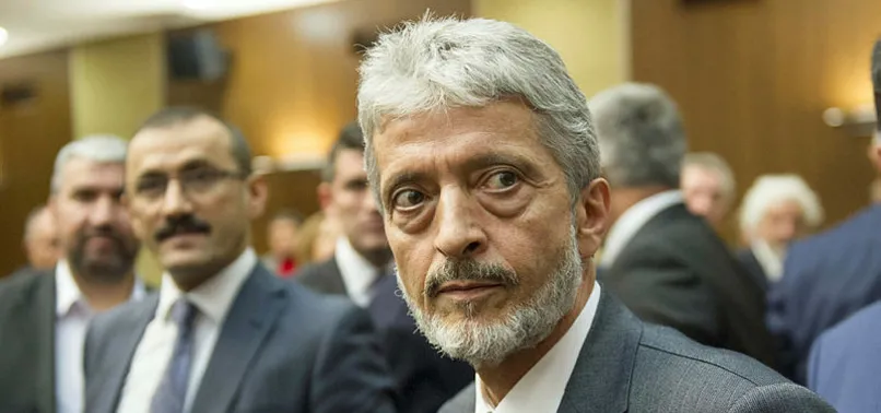 Ankara'nın yeni Belediye Başkanı Mustafa Tuna tüm müdürlerin istifasını istedi