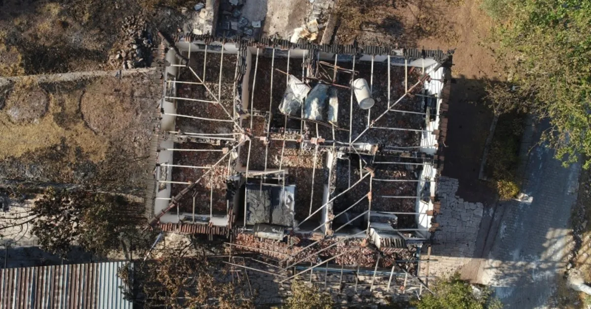 Marmaris'te yangından geriye kalanlar: Yeşilliklerin içindeki 30 ev küle  döndü! Havadan böyle görüntülendi