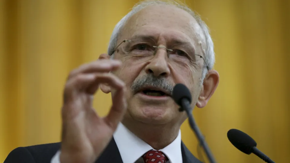 CHP'yi karıştıran anket!