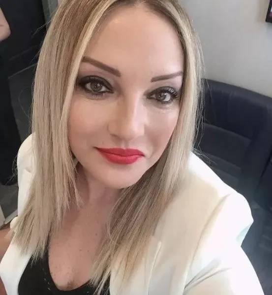 Tele1 spikeri Burçin Atılgan’dan skandal ifadeler! Tesettürlü kadınları hedef aldı