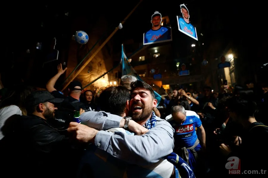 İtalya Serie A'da Napoli 33 yıl aradan sonra yeniden şampiyon 9