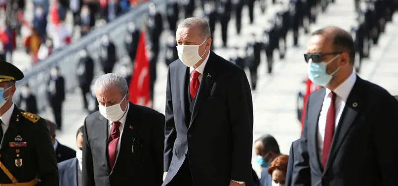 Son dakika: Başkan Erdoğan başkanlığındaki devlet erkanı Anıtkabir'de