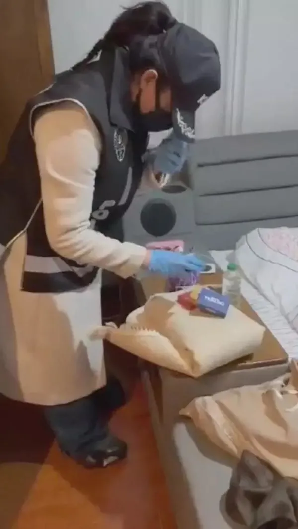 Para dağıtıp belinde silahla dans etmişti! Sosyal medya fenomeni Aleyna Dalveren gözaltına alındı