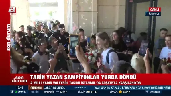 milletler-liginde-sampiyon-olan-filenin-sultanlari-turkiyeye-dondu-1689689338942.jpeg Milletler Ligi'nde şampiyon olan Filenin Sultanları Türkiye'ye döndü - 2