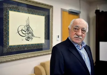 Gülen kirli işler için para dağıttı