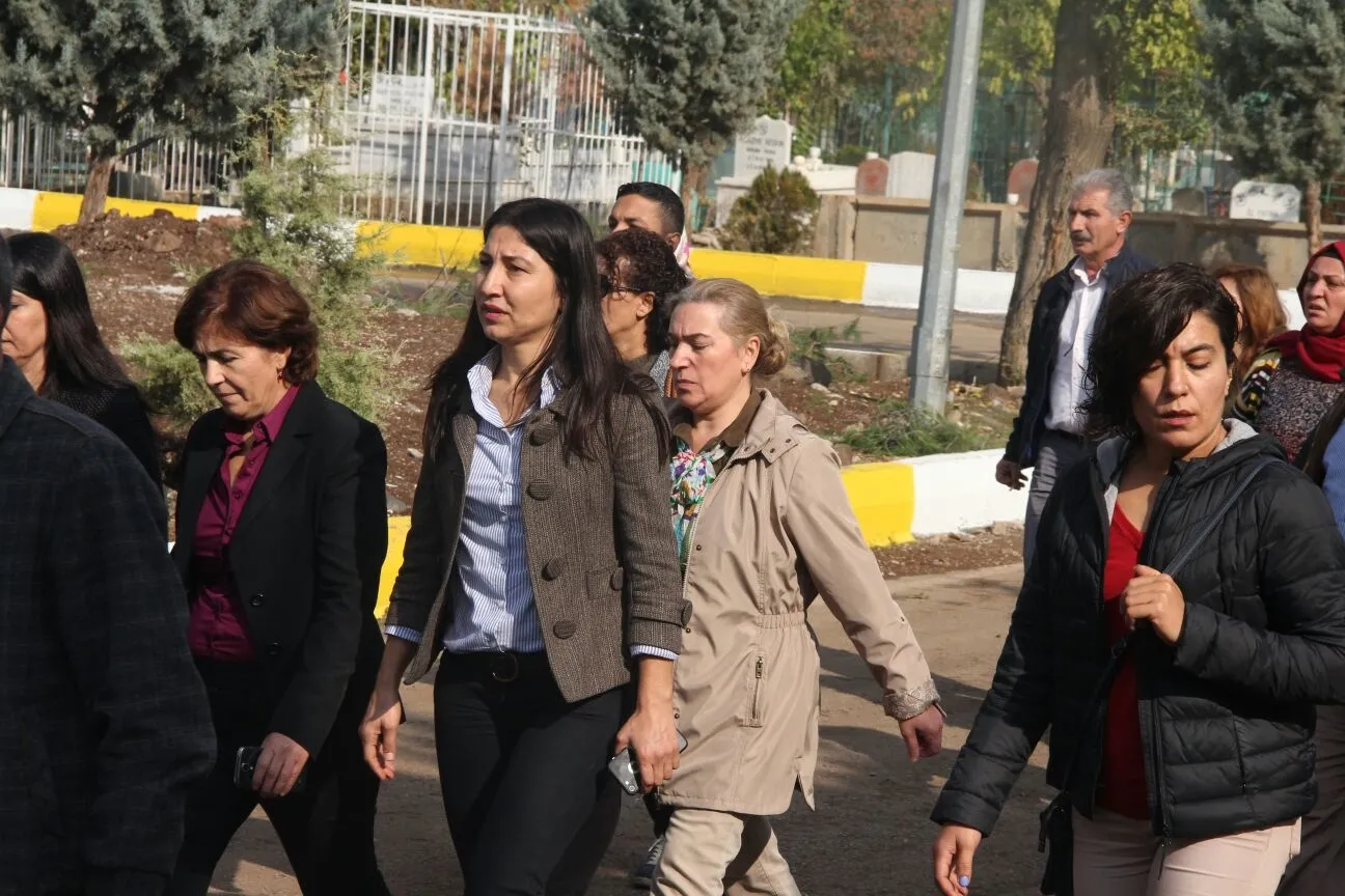 HDP milletvekili PKK'lı teröristin cenazesinde