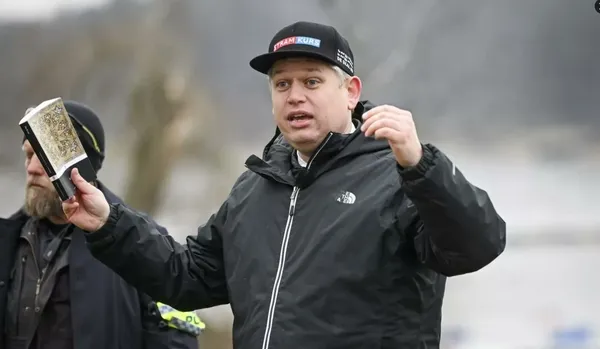 Türk Dışişleri Bakanlığı’ndan Stockholm’de Kur’an-ı Kerim’e saldırıya yanıt: Lanetliyoruz