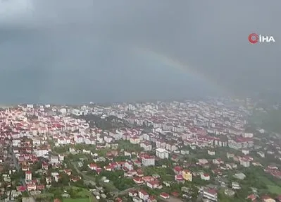 Tatvan’da gökkuşağı güzelliği