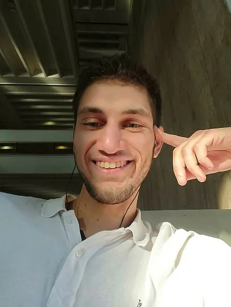 Çanakkale’de yazlık evlerine giden tıp öğrencisi Kaan Şimşek her yerde aranıyor