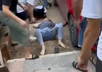 İzmir'de bıçaklı dehşet! 2 Ölü 1 yaralı