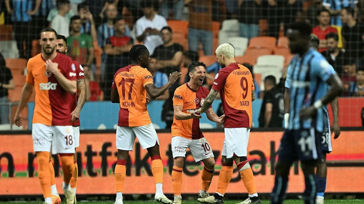 Galatasaray'da Dries Mertens şoku! Okan Buruk'tan sürpriz kadro! İşte Galatasaray-Sivasspor maçı muhtemel 11'i...