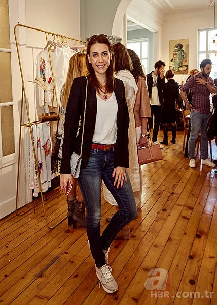 Ayrılık mesajı çok konuşuldu! Jülide Ateş kimdir? Jülide Ateş kaç yaşında, nereli? 8