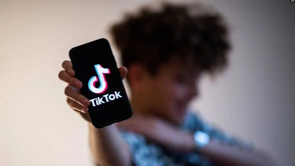 1790596796925.jpeg ABD'de TikTok'a çocuklar için 2 saat sınırı! 100 milyon dolar ödeyecek - 3