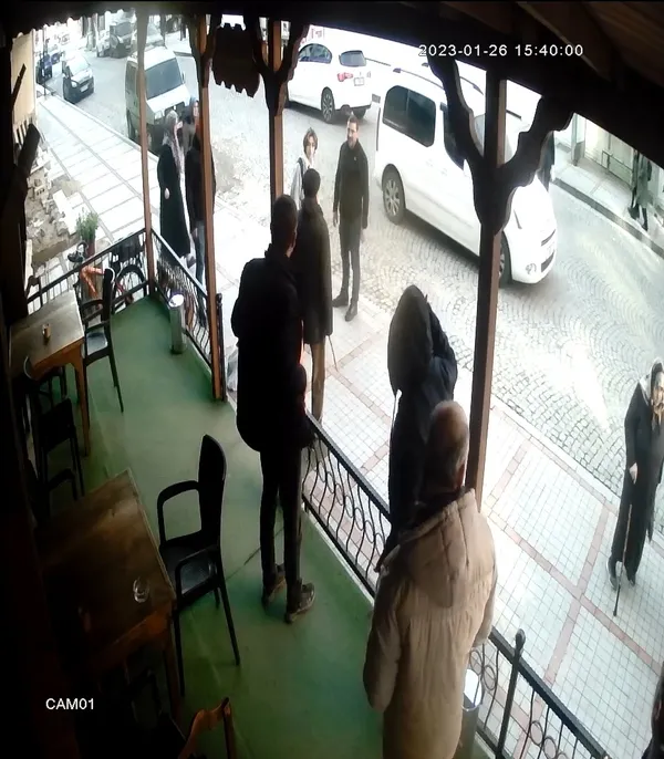rizede-kan-donduran-vahset-engel-olmaya-calistilar-ama-1674820177252.jpg Rize’de kan donduran vahşet! Engel olmaya çalıştılar ama... - 2