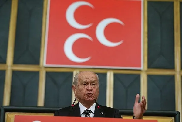MHP lideri Devlet Bahçeli’den yeni anayasa mesajı: Darbe anayasası Türkiye’ye layık değil