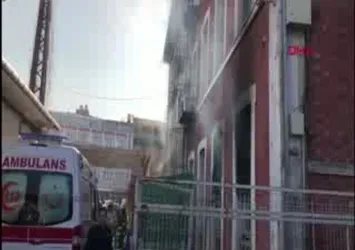Tarihi Sirkeci Garı'nda yangın