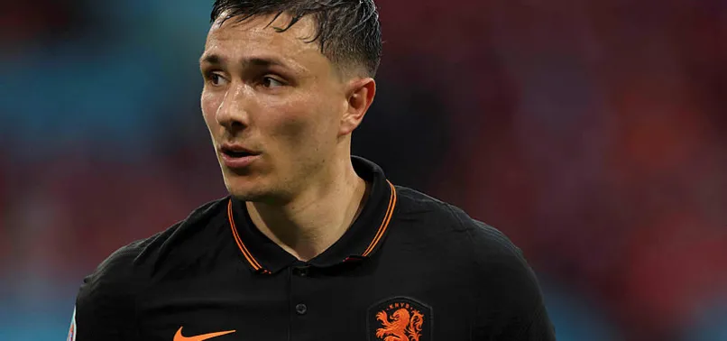 Galatasaray'ın transfer listesindeki Steven Berghuis'in menajerinden flaş açıklama
