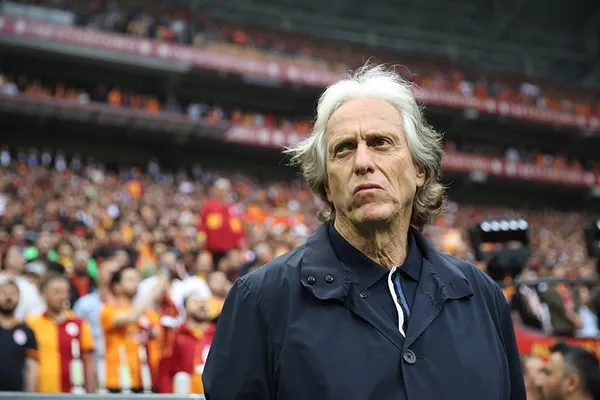 jorge-jesusun-yeni-adresi-belli-oldu-suudi-arabistan-ekibiyle-sozlesme-imzaladi-1688246297007.jpg Jorge Jesus'un yeni adresi belli oldu! Suudi Arabistan ekibiyle sözleşme imzaladı - 3