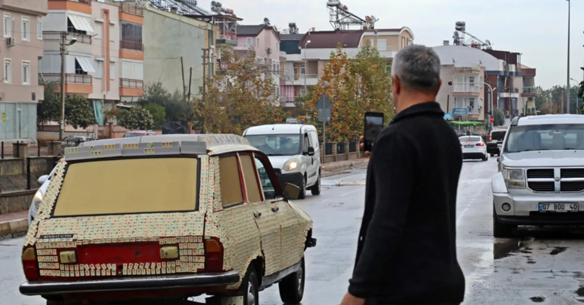 İddiayı kaybedince aracına öyle bir şey yaptı ki! Gören telefonuna sarıldı! Binlerce okey taşını...