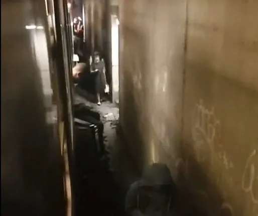 Bu görüntüler Fransa'nın başkenti Paris'ten! Rekor sıcaklıkta ulaşım çilesi - 4