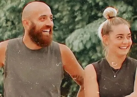 Survivor yarışmacıları Sercan Yıldırım ve Aycan Yanaç aşk mı yaşıyor? Açıklama geldi