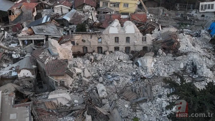 Hatay’daki yıkım Antakya Kalesi’nden görüntülendi
