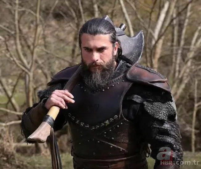 Baltasının hakkıyla fetihten fetihe koşacak! Turgut Alp geri gelecek mi? Kuruluş Osman 3. sezon kadrosu belli oldu 4