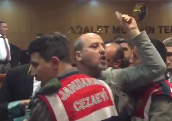 Ahmet Şık’a ‘Katil Devlet’ davası!