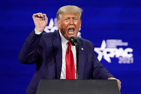 eski-abd-baskani-trump-2024-secimleri-icin-sinyal-verdi-1614561937215.jpg Eski ABD Başkanı Trump 2024 seçimleri için sinyal verdi - 1
