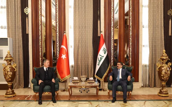 Son dakika | Milli Savunma Bakanı Hulusi Akar’dan net mesaj: Hiçbir komşumuzun toprağında gözümüz yoktur