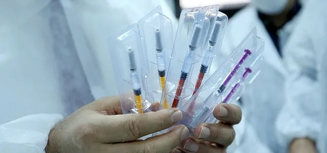 Yerli Kovid-19 aşısında flaş gelişme! Cumhurbaşkanlığı Külliyesi’nde kritik toplantı