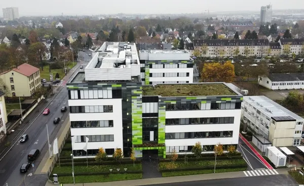 Kovid-19 aşısını bulan BioNTech ve Pfizer’a siber saldırı şoku