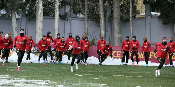 galatasaray-tuzlaspor-mac-ozeti-gs-2-6-tuzla-mac-ozeti-golleri-onemli-anlari-1643373548638.jpg Galatasaray Tuzlaspor maç özeti! GS 2-6 Tuzla maç özeti golleri önemli anları! - 1