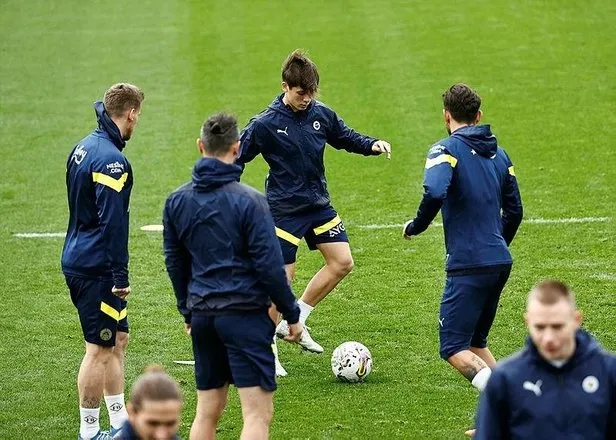 Ankaragücü - Fenerbahçe canlı maç izle! Ankaragücü - FB maçı canlı izle şifresiz kesintisiz donmadan bedava!