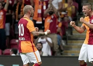 Podolski ile Sneijder tartışması