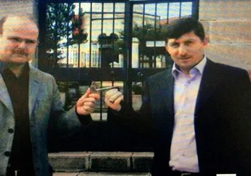 FETÖ'nün 'Kütahya il imamı' Ali Peksöz' "şehrin anahtarı"nı devralıp göreve başlamış!