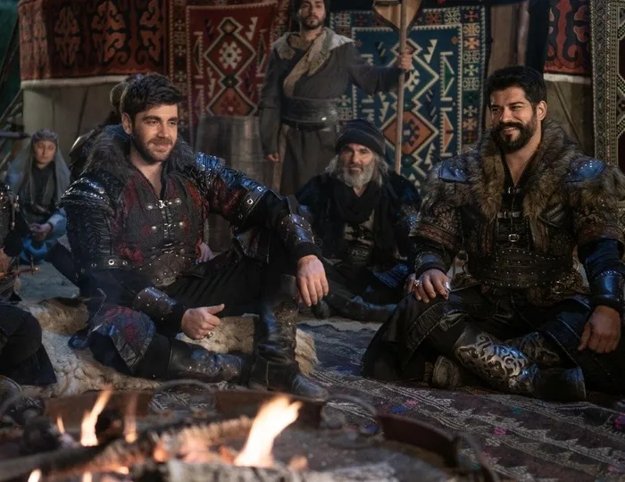1717566418125.jpg Kuruluş Osman'da Osman Bey ve Bizans Komutanı Konstantin Palealagos karşı karşıya! - 3