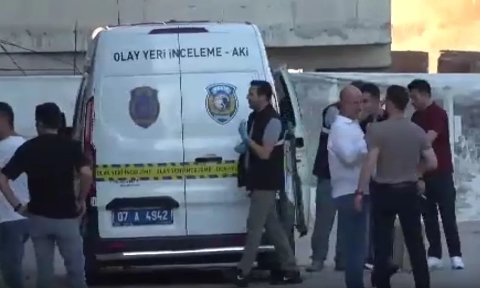 1783850969627.jpeg Antalya'da dehşet: "İçine şeytan girdi" diyerek iki ablasına saldırdı - 2