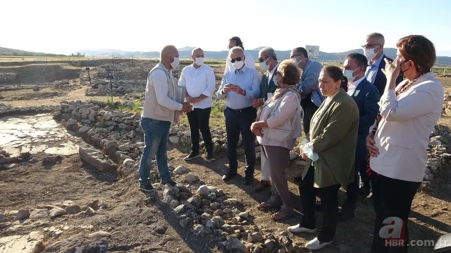 Diyarbakır’da kazı çalışmalarında heyecanlandıran keşif: Sandık tipi mezar bulundu 10