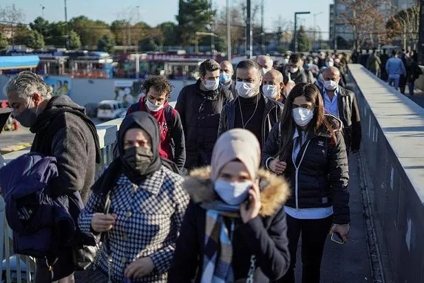 Toplu taşımalardaki yetersizlik İstanbul trafiğini arap saçına çevirdi - 1