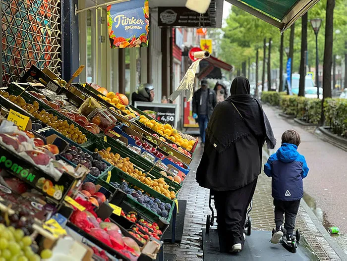 Hollanda’da gençler enerji ve enflasyon kriziyle boğuşuyor