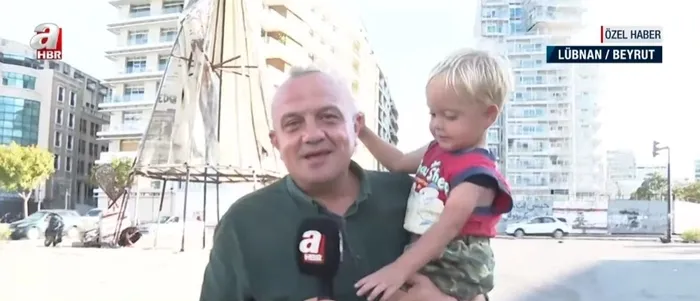 lubnanda-savasin-masum-cocuklari-onun-icin-her-sey-oyundan-ibaret-1727974853152.jpg Lübnan’da savaşın masum çocukları! Onun için her şey oyundan ibaret... - 5