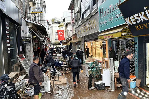 o-ilce-afet-bolgesi-ilan-edildi-icisleri-bakani-ali-yerlikaya-duyurdu-1700658072398.jpg Sel ve heyelanın yaşandığı Ereğli afet bölgesi ilan edildi! İçişleri Bakanı Ali Yerlikaya duyurdu... - 2