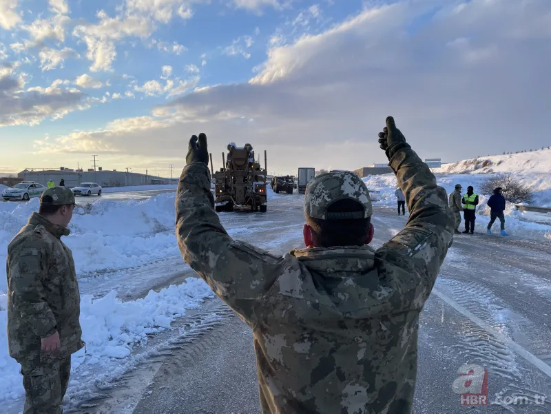 Gaziantep'te son durum nasıl? Yol temizleme çalışmalarından yeni görüntüler 8