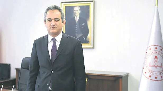 MEB Bakanı Mahmut Özer kimdir? Yeni Milli Eğitim Bakanı Mahmut Özer kimdir, kaç yaşında, nereli? - 1